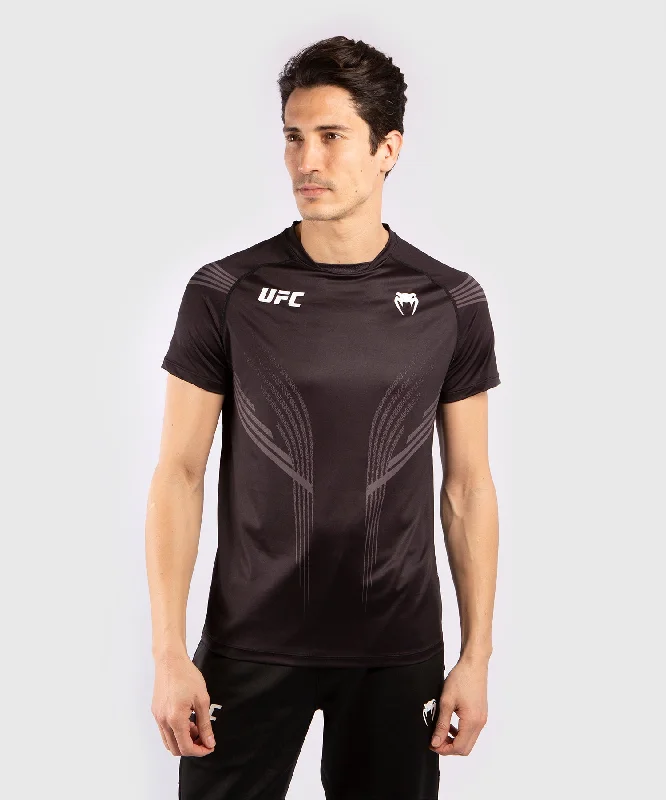 men's casual t-shirts -UFC Venum Pro Line Men's Jersey - Black