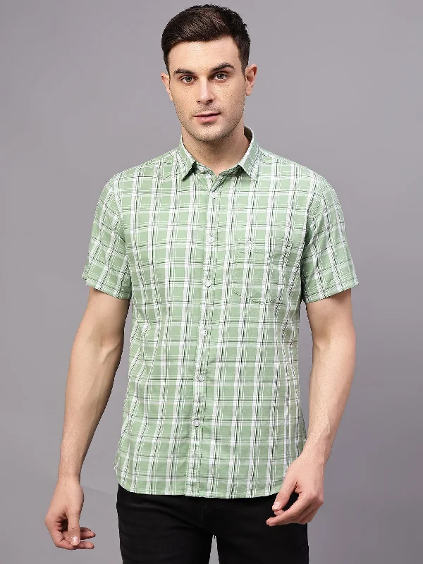 men's slim-fit formal shirts -Men's Green Casual Medium Checks Half sleeve Shirt